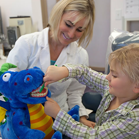 Kalama Family Dental, Cynthia Lehnertz, DMD